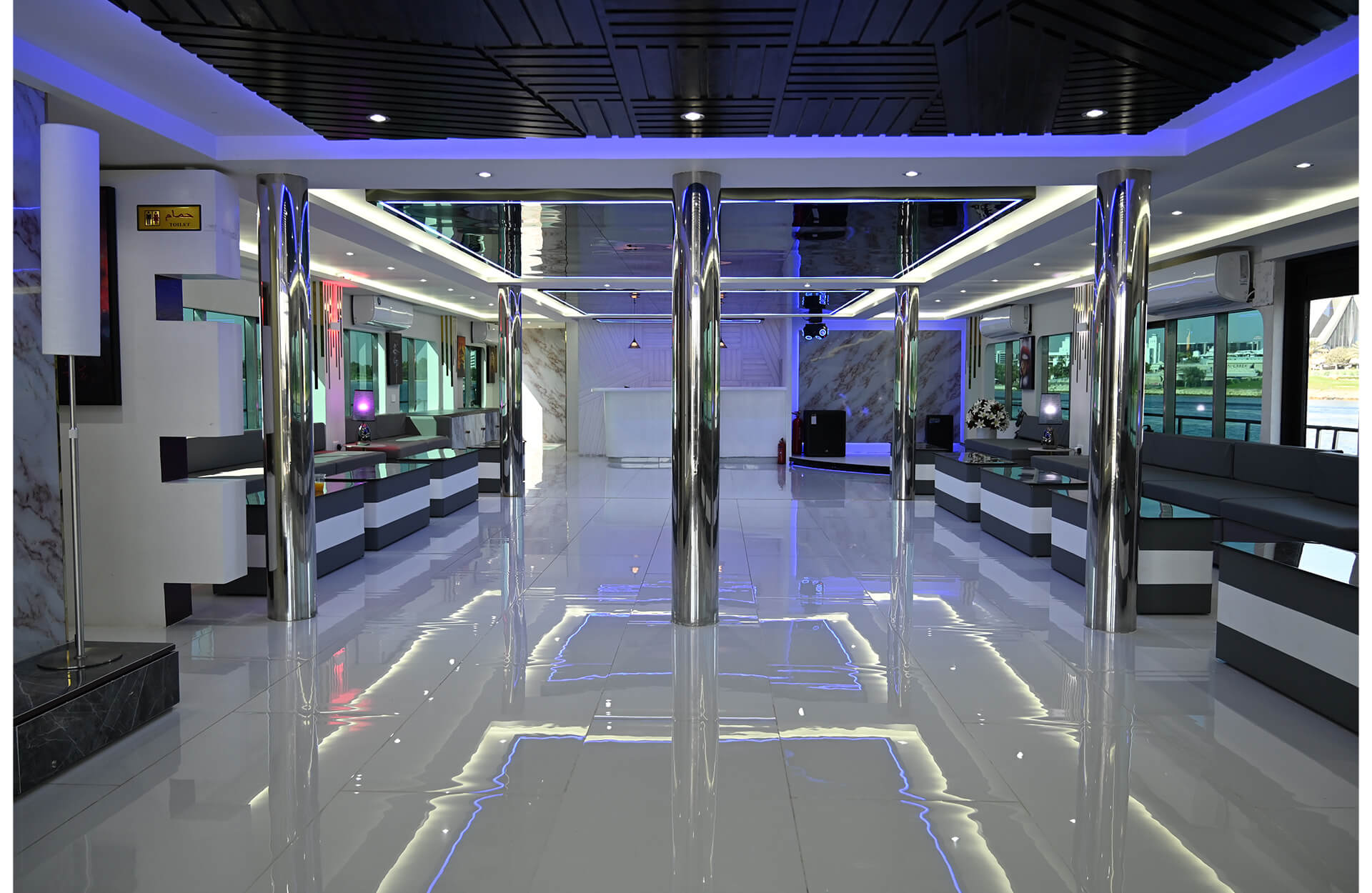 Super Yachts Charters Dubai gallery photo 3